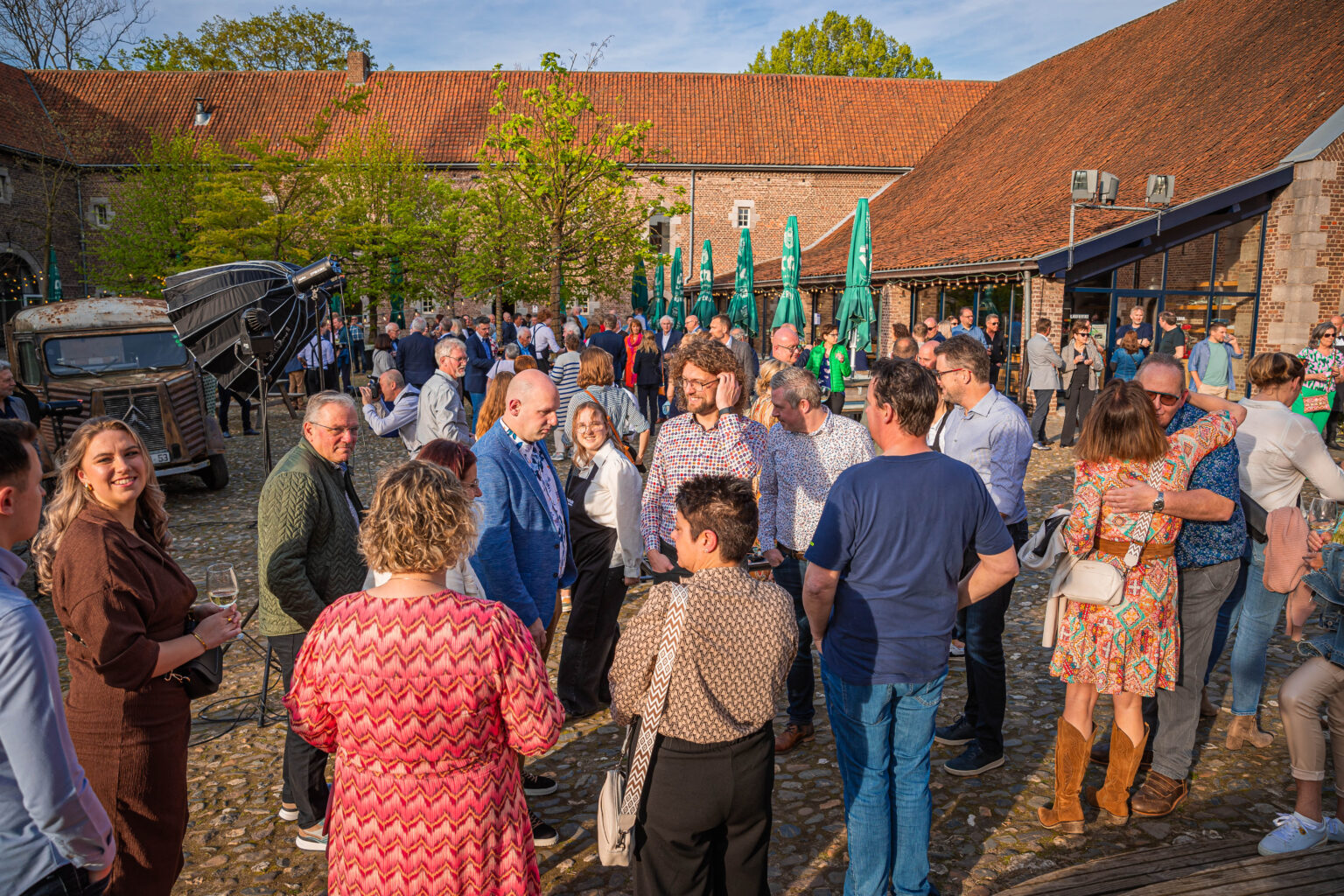 2024-04-13_Entertrain25_Previews_(ROCKATEER)-001