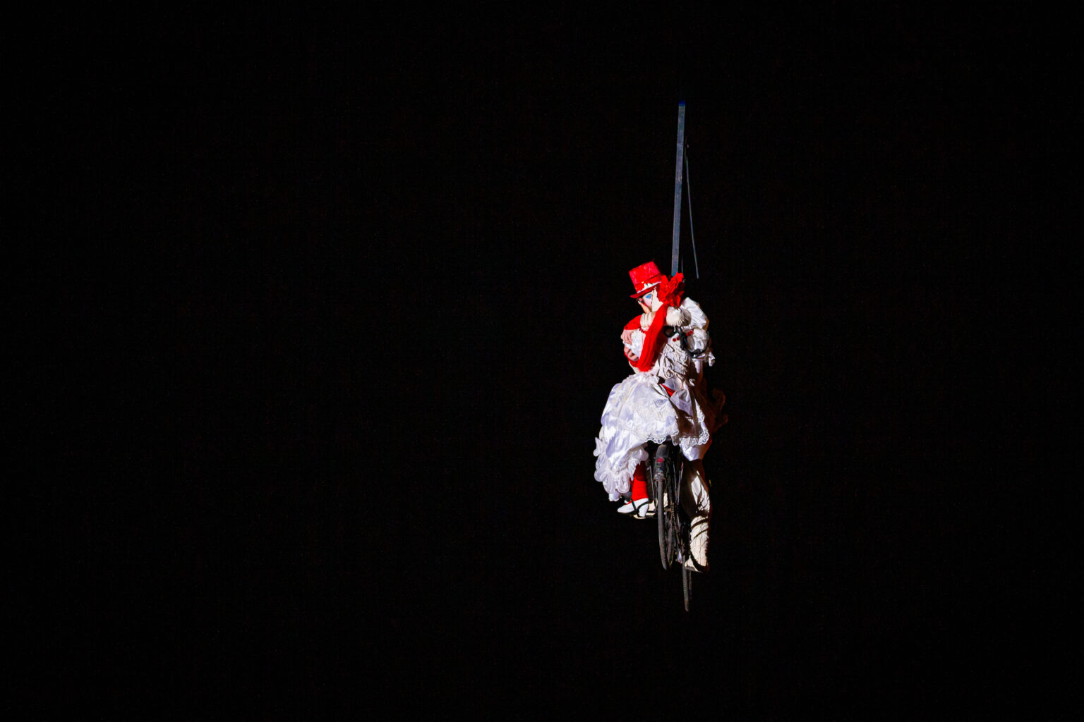 2024-04-13_Entertrain25_Previews_(ROCKATEER)-012