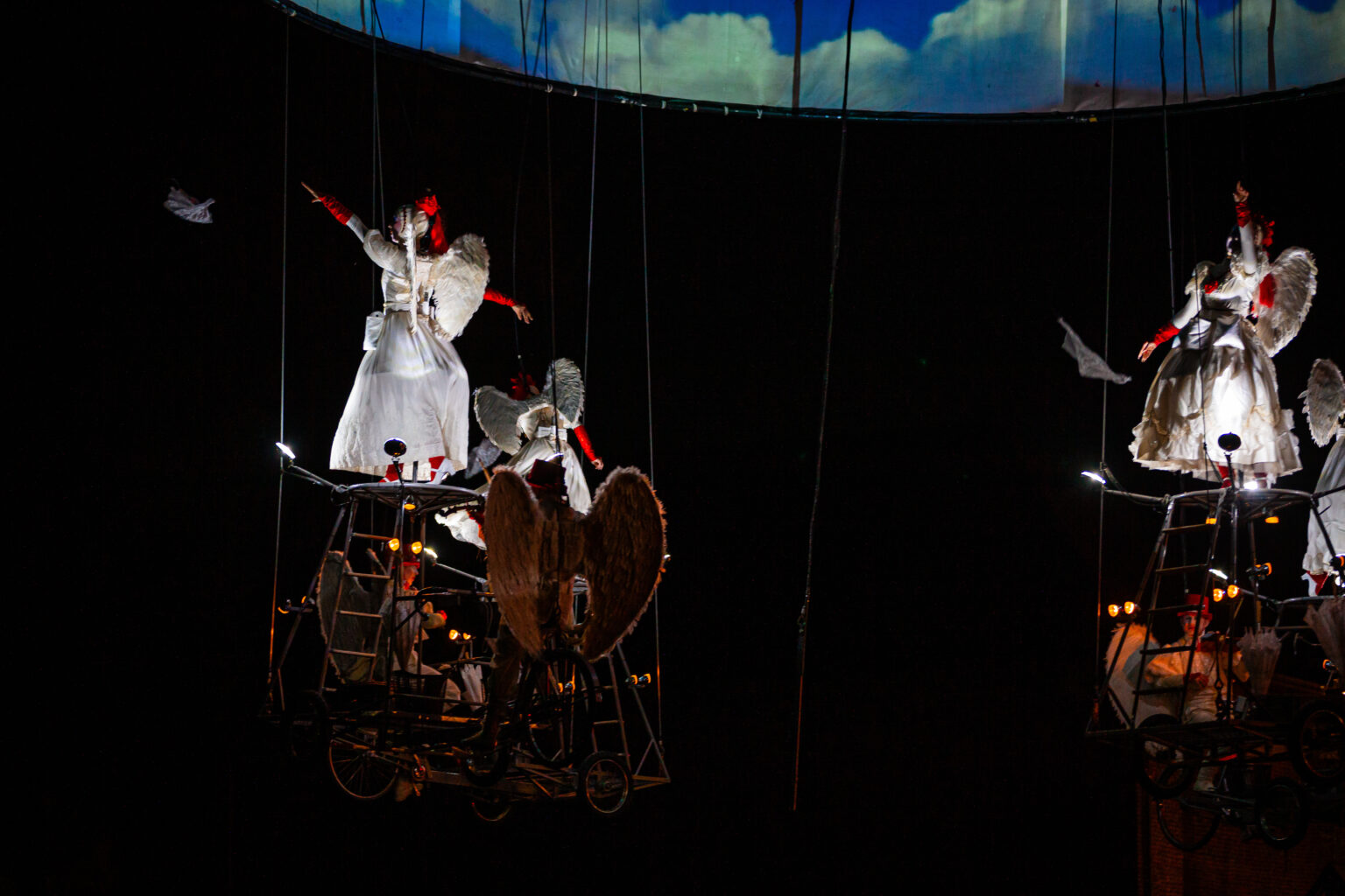 2024-04-13_Entertrain25_Previews_(ROCKATEER)-013